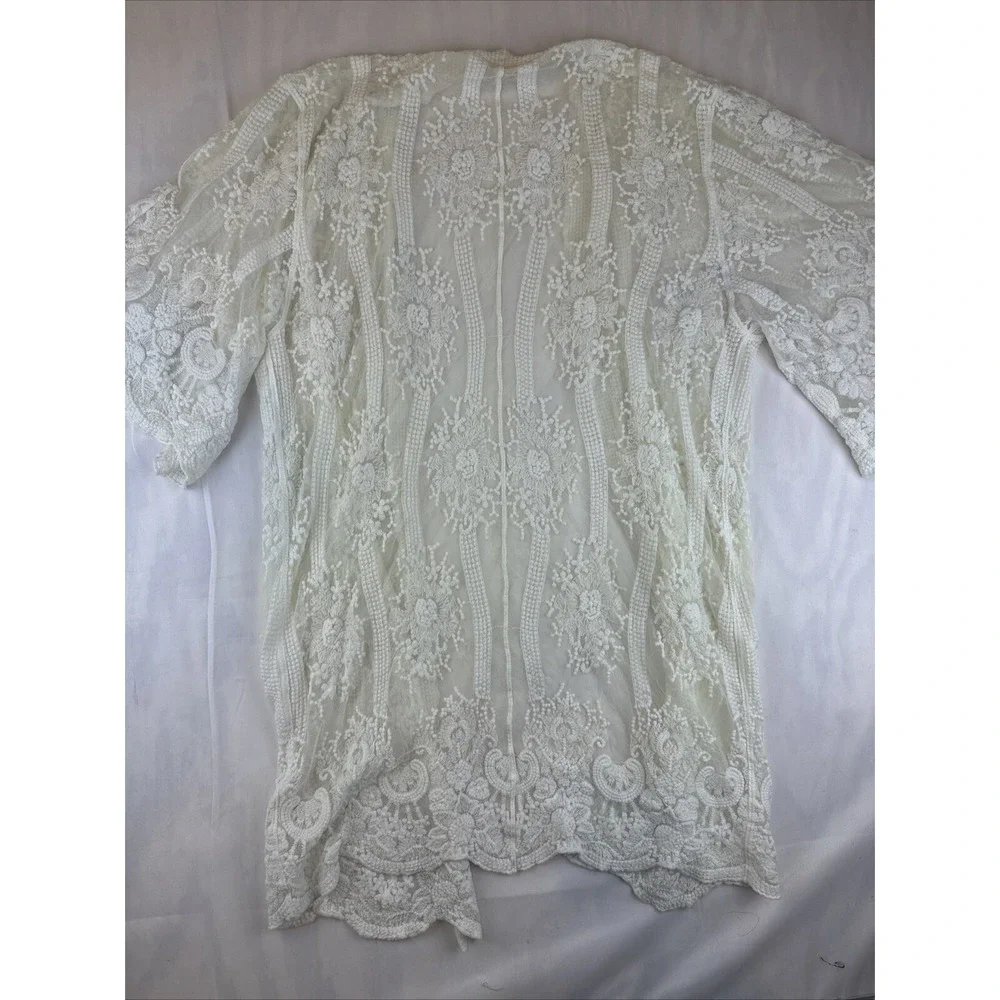 Lace Shawl Womens Size One Size Fits All